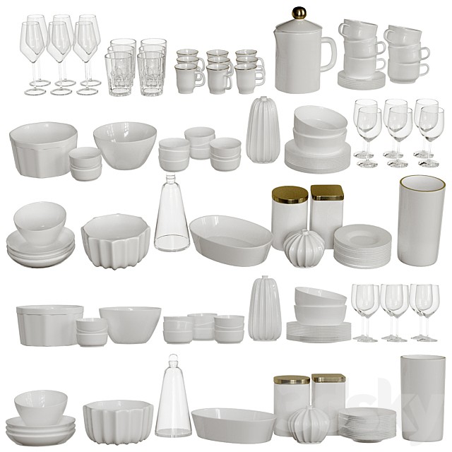 Set of dishes