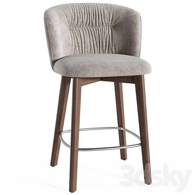 Calligaris Sweel wood stool
